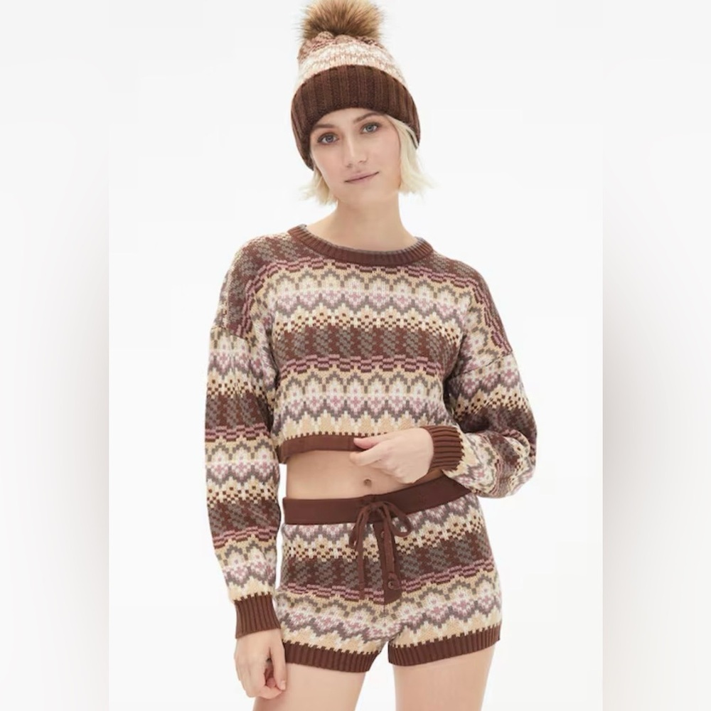 Aeropostale Fair Isle Cropped Sleep Crew Sweater- Multi- Size Medium